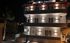 Villa Memaj