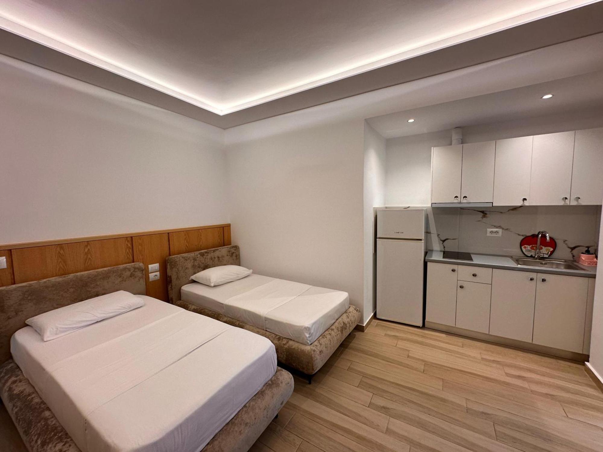 Villa Memaj Ksamil Esterno foto